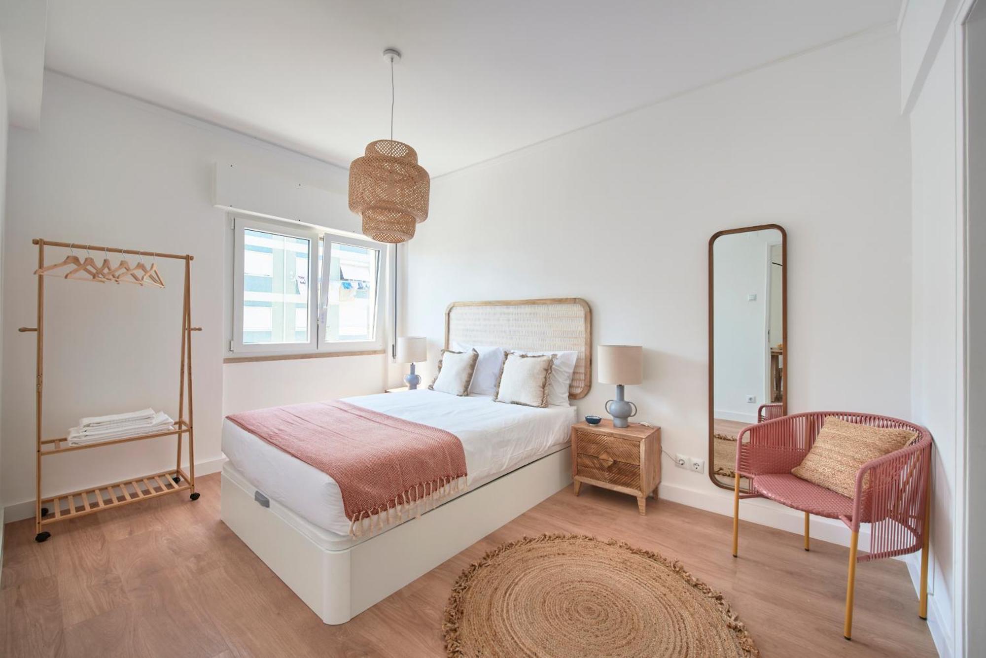 Sunset Bay View, Renovated Apt, By Timecooler Setubal Exterior photo